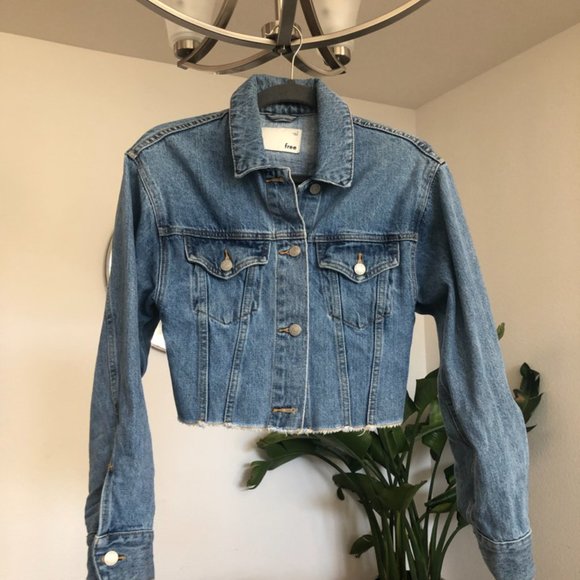 Aritzia / Wilfred Cropped Denim Jacket - Picture 2 of 7
